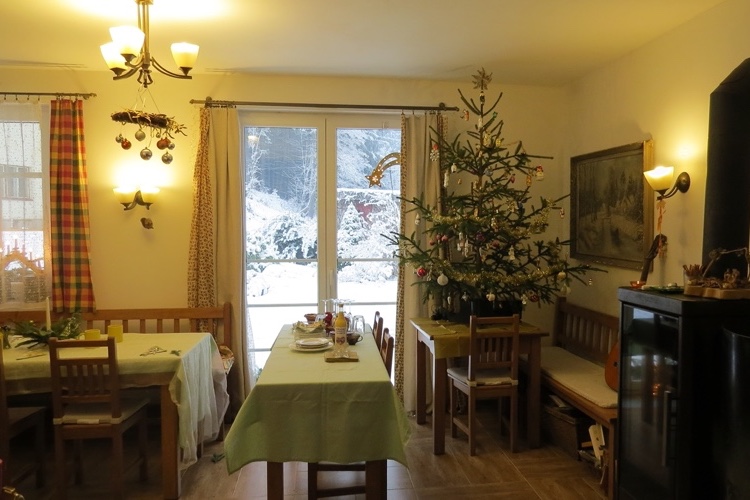 Christmas theme in the saloon at Alpa accomodation Jizera Mountains
